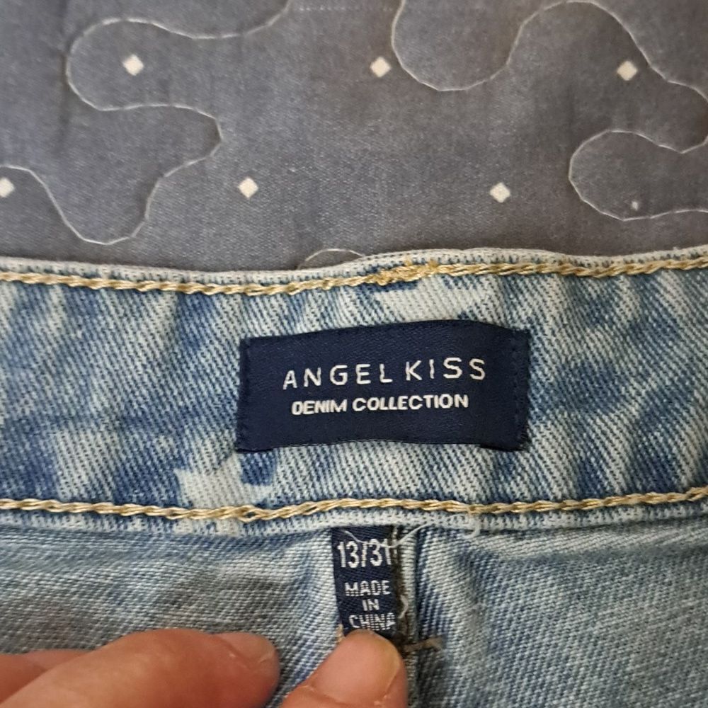 Angel Kiss jean stars shorts size 13 - Picture 2 of 4